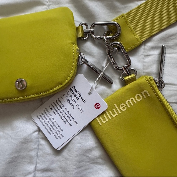 1&2Dual Pouch Wristlet - Yellow Serpentine Washed Yellow - Picture 4 of 6
